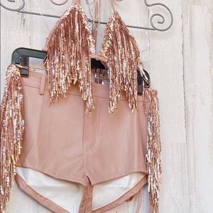 Almond colored festival set